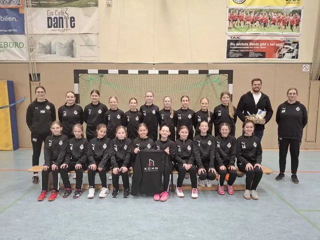 Die Mannschaft mit Melina Holtkötter (links im Bild), Christian Kühn und Annabel Neu (rechts im Bild) | Foto: Natalie Brunkhorst