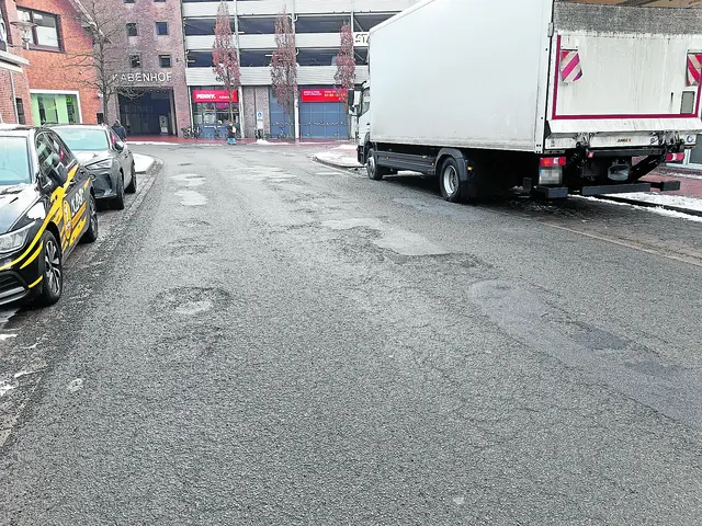 Dringender Handlungsbedarf: die Sanierung der neuen Straße in Buchholz | Foto: os