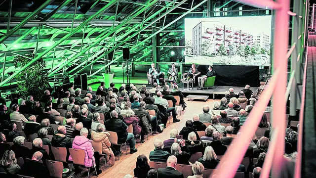 Die Halle war bei der Veranstaltung zum Verkaufsstart bis auf den letzten Platz gefüllt  | Foto: Lindemann