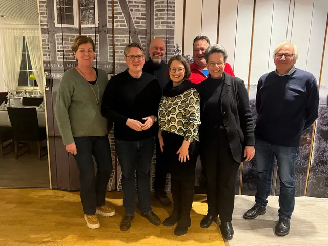 Der Vorstand der SPD Jesteburg: Angelika Schiro (v. li.), Marcel du Moulin, Christoph Henschen, Carola von der Lieth, Heiko Lenck, Cornelia Ziegert, Wolfgang Krug | Foto: SPD