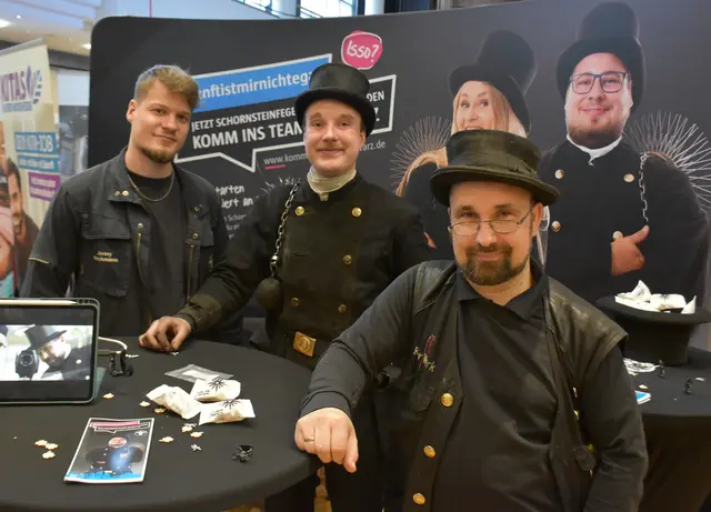 Das Schornsteinfegerhandwerk war wie immer ein Hingucker bei den Besuchern | Foto: Axel-Holger Haase