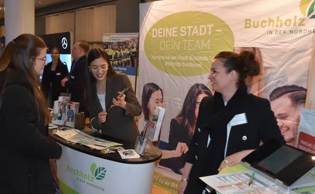 Auch die Stadt Buchholz präsentierte sich auf der Veranstaltung | Foto: Axel-Holger Haase