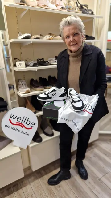 Sabine Toscheck berät Ihre Kunden über die Vorteile von
Wellbe-Schuhen | Foto: Der Schuh