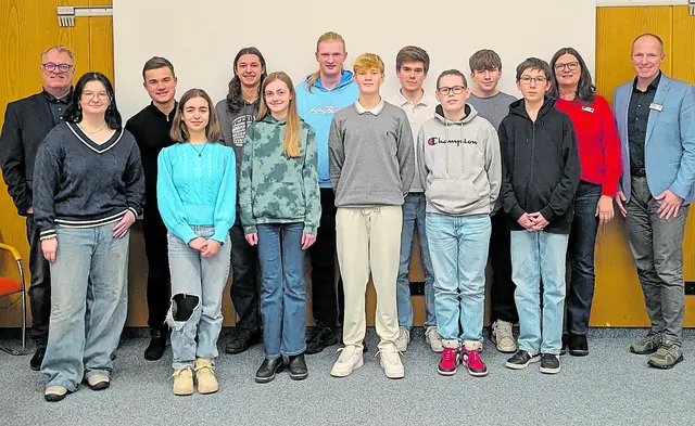 Mitglieder des ersten Jugendparlaments in Neu Wulmstorf | Foto: Gemeinde Neu Wulmstorf