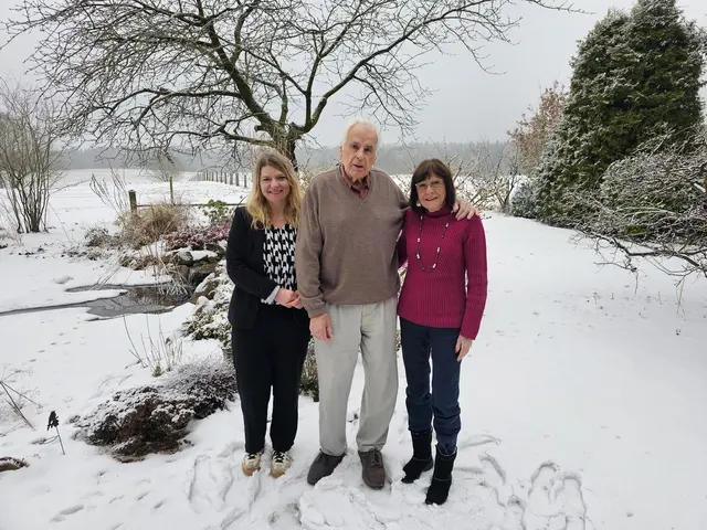 Schulleiterin Saskia Reher (v. li.), Hermann Buter und Jutta Amthor-Buter. | Foto: Musikschule Samtgemeinde Hanstedt e.V.