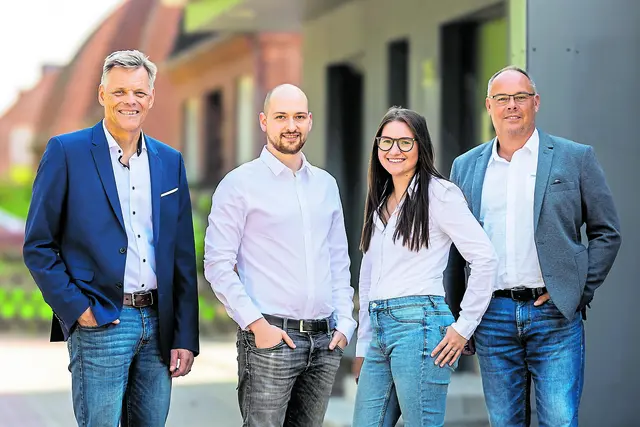 Zu HBB gehören (v. li.): Klaus Waldvogel, Nils Petersen, Lea Thobaben und Enrico Viragh | Foto: picselweb