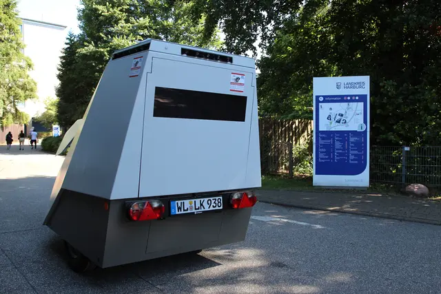 Der zweite Blitzeranhänger im Landkreis Harburg wurde kürzlich in Betrieb genommen (Symbolbild) | Foto: Landkreis Harburg