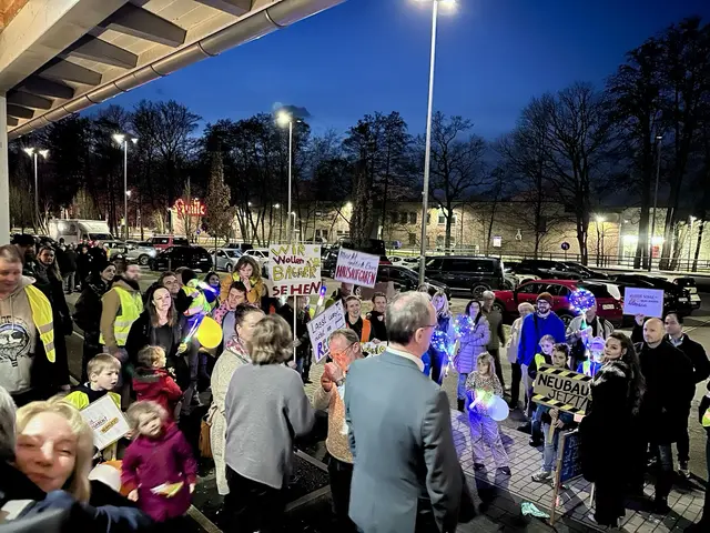 Jesteburger Grundschüler demonstrieren für einen zügigen Neubau ihrer Schule  | Foto: hg