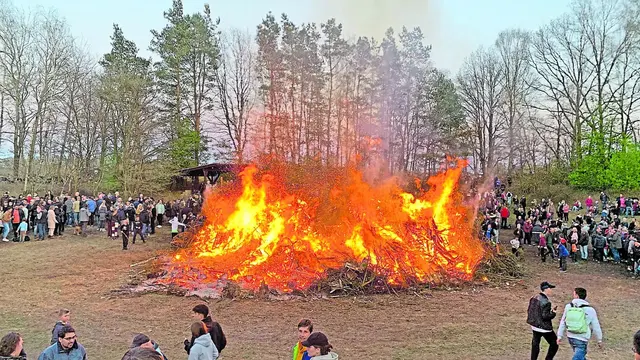 Osterfeuer sind ein beliebtes Event | Foto: sv