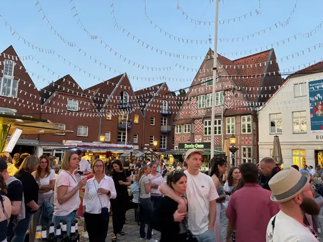 Bei der Ausrichtung seiner Veranstaltungen, wie z.B. beim Buxtehuder Stadtfest, muss der Altstadtverein jetzt kräftig sparen | Foto: pau