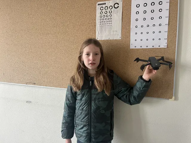 Bengt liebt Drohnen und gewann mit seiner Leidenschaft  | Foto: Sandra