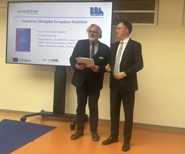 Carsten Schröder und David McAllister wirkten vertraut. | Foto: sts