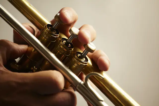 Das Ensemble Nova Brass Fliegenberg bringt moderne Choralbearbeitungen, Jazz und Filmmusik in die Kirche | Foto: Freepik