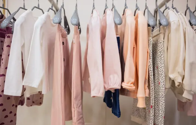 Stöbern für den guten Zweck | Foto: Евгений Вершинин/Adobe Stock