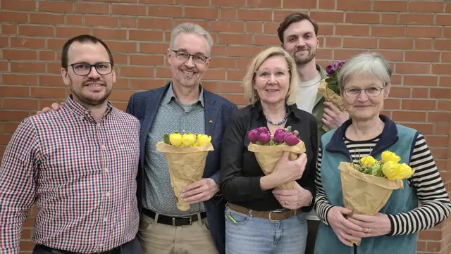 Die Grünen-Kandidaten für den Kreistag (v. li.): Ingo Woltering, Frerk Meyer, Elisabeth Meinhold-Engbers, Alex Brammer und Elisabeth Bischoff | Foto: Pia Bänecke