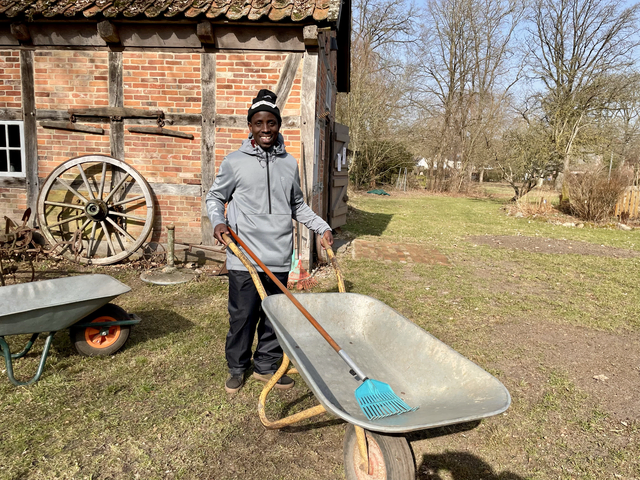 Jean-Paul auf dem frühlingsfitten Vereinsgelände | Foto: Silke König 