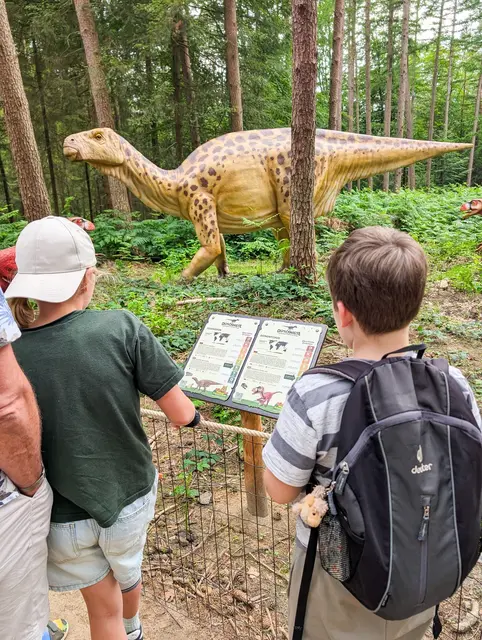Spannende Infos zu den Urzeitgiganten im Wildpark Schwarze Berge | Foto: Wildpark Schwarze Berge