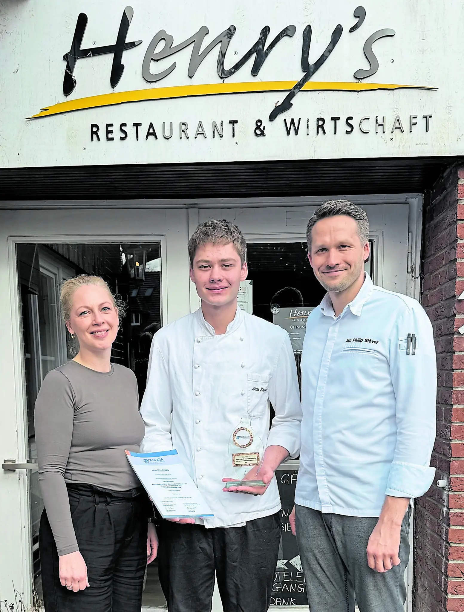 Buchholz - Restaurant Henry’s: Auszubildender Liam Struthers auf dem ...