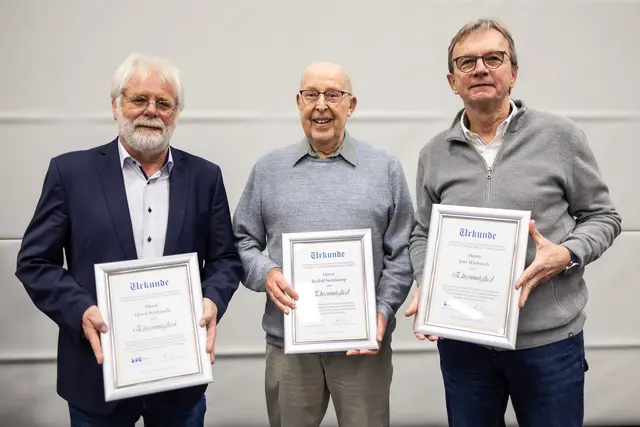 Horst Wiebusch (v.l.), Rudi Steinkamp, Jens Wiebusch | Foto: VfL Stade