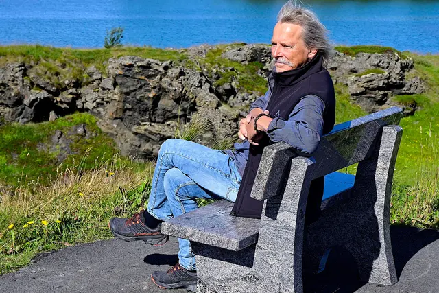 Paul Matthiesen zeigt Fotografien von Lühesand im Stader Rathaus | Foto: Privat