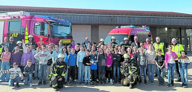 Alle Teilnehmer stellten sich nach der Veranstaltung zum Gruppenbild auf | Foto: Popp