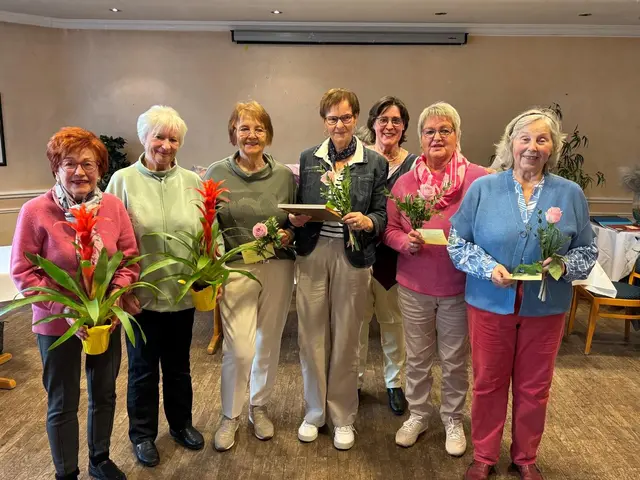 Bei der Jahreshauptversammlung des Frauensingkreises Winsen wurden viele Sängerinnen geehrt | Foto: Gisela Grunze