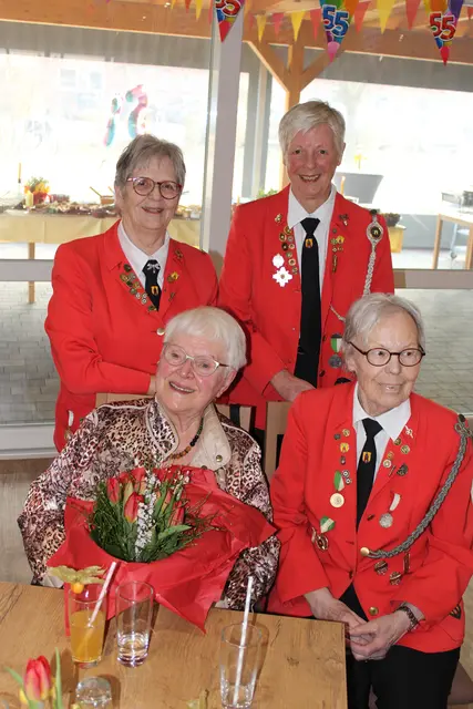 Sie riefen 1971 die Damenabteilung mit ins Leben: (vorne, v. li.) Marlene Jarm und Karin Hornbostel sowie (hi., v. li.) Karin Blechner und Renate Heuer | Foto: ce