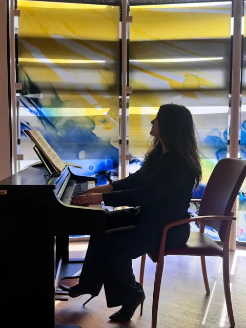 Musik für die Seele: Pianistin Katrin Abakumova spielt ab April jeden Donnerstagnachmittag im Andachtsraum des Krankenhauses Winsen | Foto: Krankenhäuser Buchholz-Winsen