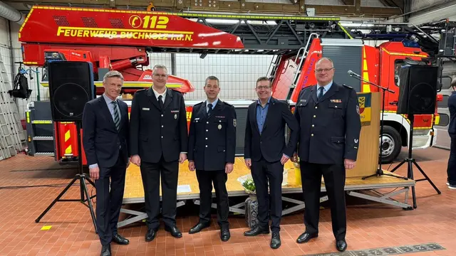 Jan-Hendrik Röhse (v. li.), Ron Ludwig, Christian Matzat, Dirk Hirsch, André Emme | Foto: FF Buchholz