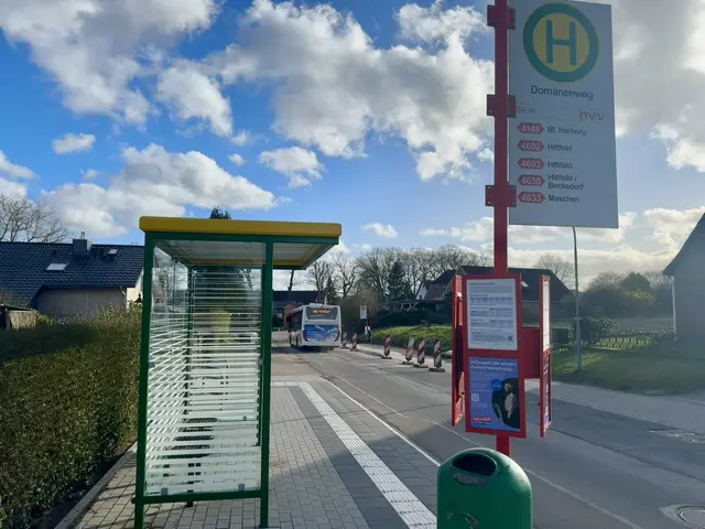 Eine schon 2024 umgebaute Bushaltestelle im Domänenweg in Lindhorst | Foto: Gemeinde Seevetal