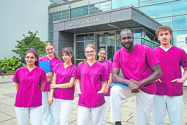 Berufe in der Pflege bieten eine gute Perspektive | Foto: KH Buchholz und Winsen