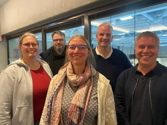 Der Vorstand des Stadtelternrats (v. li.): Svenja Weil (Grundschule Harburger Straße), Pascale Brassat (Grundschule Altkloster), Katharina Mewes, Marc Höper und Matthias Wolken (Grundschule Rotkäppchenweg) | Foto: Stadtelternrat