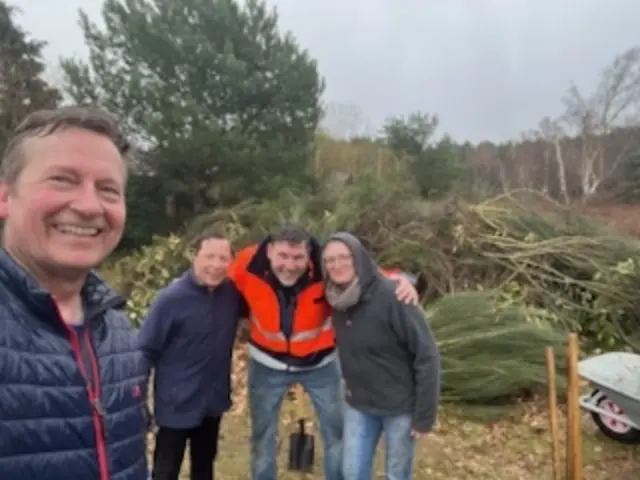 Ehrenamtlicher Einsatz für die Natur: Olaf Riesterer (v. li.), Karl-Bernhard Müller sowie Gordon und Yvonne Stieb | Foto: Olaf Riesterer