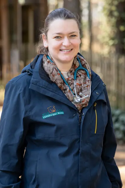 Nina Vöcks ist die erste festangestellte Tierärztin im Wildpark Lüneburger Heide und freut sich auf ihre vielseitige und
spannende Aufgabe | Foto: Wildpark/Thomas Ix