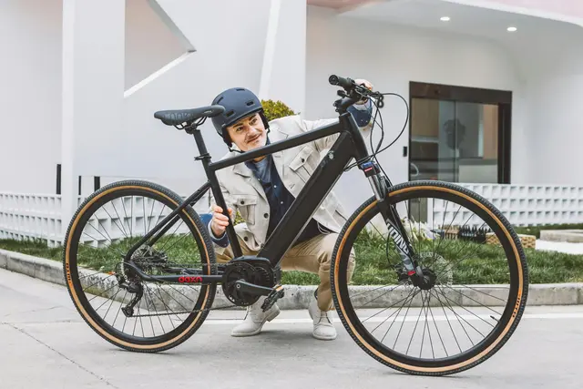 E-Bike sollten immer gut kontrolliert werden. Akkus nicht im Haus oder in der Garage aufladen  | Foto: Truckrun