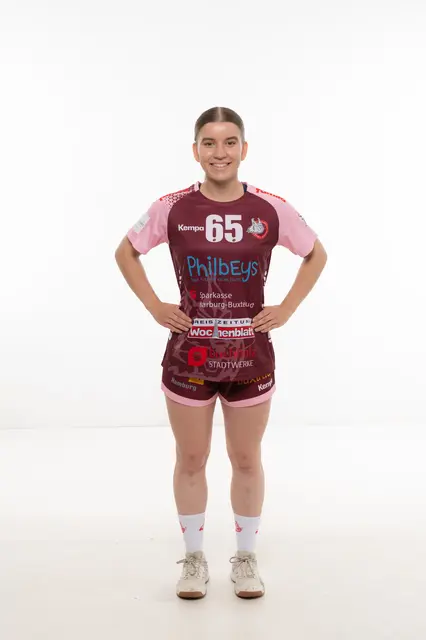 Selina Jopp, Spielerin auf der Linksaußen-Position, bleibt weiterhin bei den Luchsen | Foto: Gleis11 / Jens Schierenbeck