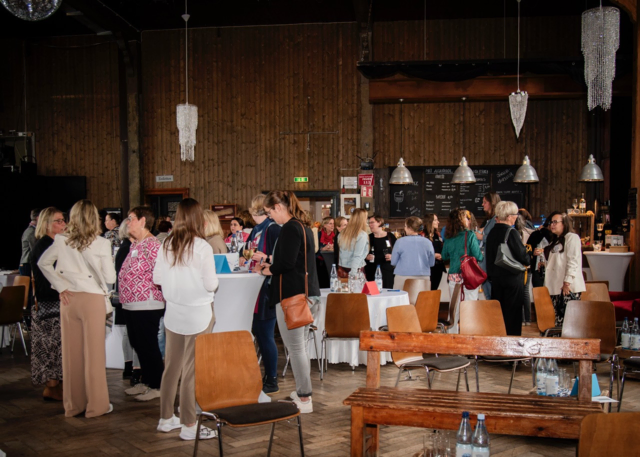 Bei den Netzwerktreffen kommen die Frauen schnell ins Gespräch | Foto: Carina Schrödter