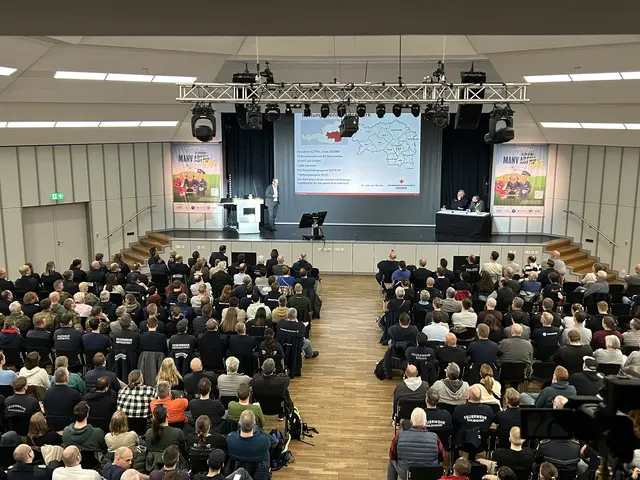 Mehr als 500 Teilnehmerinnen und Teilnehmer aus Rettungsdienst, Feuerwehr, Polizei, Leitstellen und Kliniken aus ganz Deutschland kamen zum zehnten Hittfelder MANV-Tag | Foto: Leitende Notarztgruppe Landkreis Harburg