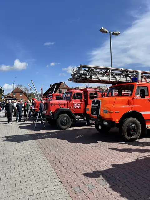 Blaulichtmeile mit den Feuerwehren | Foto: Daniel Beneke