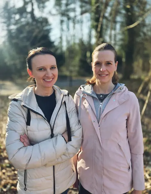 Angeline Walters (li.) und Annelen Wilbrandt kämpfen für die Wahlfreiheit der Drestedter Eltern, wo ihre Kinder eingeschult werden | Foto: privat
