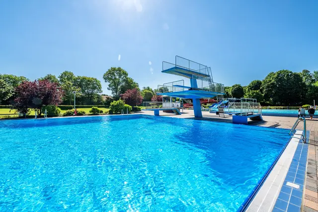 Der Startschuss zur Freibadsaison fällt am Muttertag | Foto: Martin Elsen