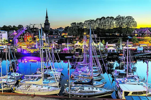 Der Blick auf das Craft Beer &amp; Gourmet Festival am Abend | Foto: Sven Mirow