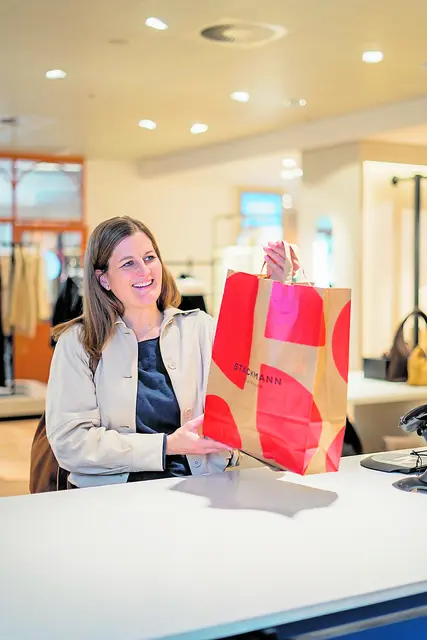 Einkaufsspaß mit Rahmenprogramm im Modehaus Stackmann | Foto: Stackmann