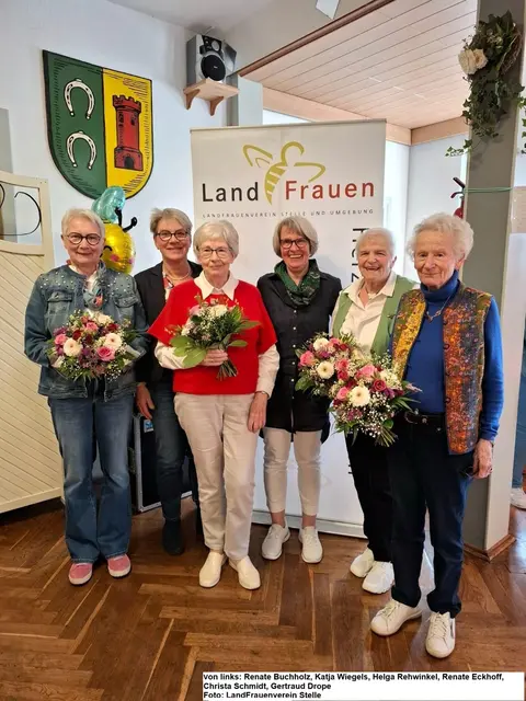 Von links: Renate Buchholz, Katja Wiegels, Helga Rehwinkel, Renate Eckhoff, Christa Schmidt, Gertraud Drope | Foto:  LFV Stelle