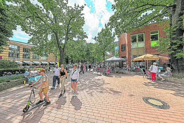 Bei gutem Wetter nutzen die Buchholzer und die Bewohner der Region gerne den verkaufsoffenen Sonntag | Foto: Foto Kettwig / Buchholz