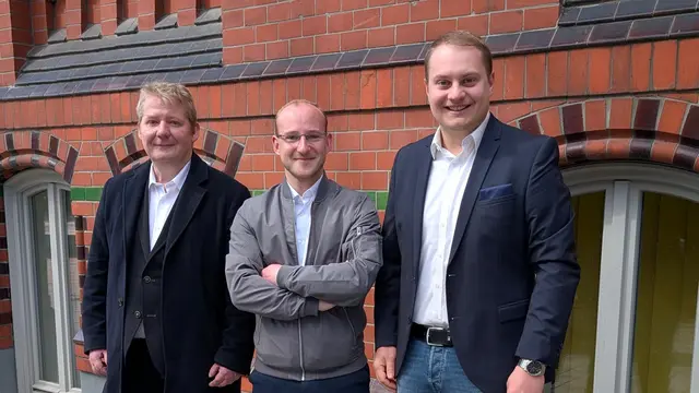 Das Spitzentrio der FDP zur Kommunalwahl von links: Nino Ruschmeyer, Henry Falkenberg, Mika Mertens