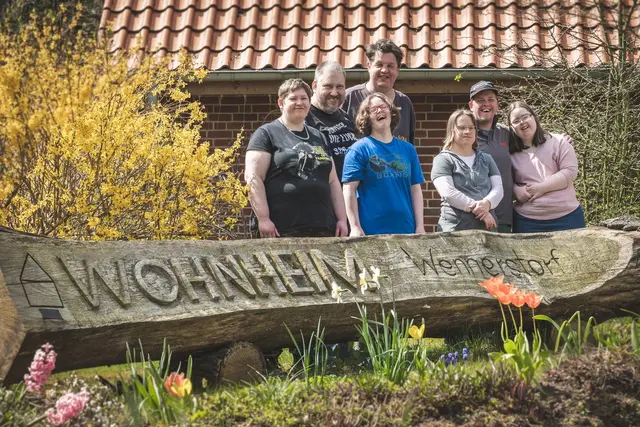 Bewohnerinnen und Bewohner des Wohnheims in Wennerstorf 