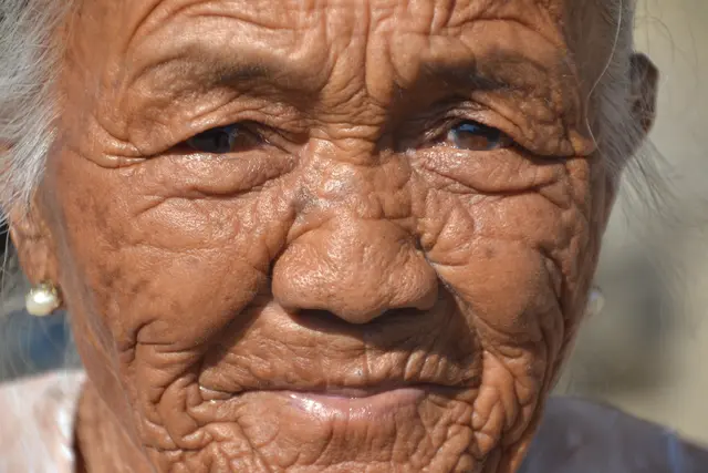 Gesichter, in denen das Leben seine Spuren hinterlassen hat, sind ein Motiv, dass Isenberg immer wieder fasziniert | Foto: Hermann Isenberg