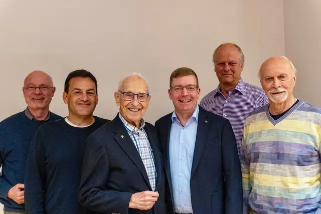 Ingmar Schmidt (v. li.), Hosam el Miniawy, Arno Reglitzky, Dirk Hirsch, Dr. Martin Pries und Wilhelm Pape | Foto: Max Müller