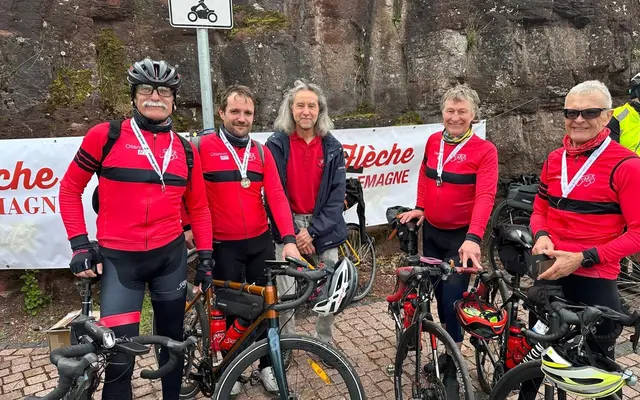 Martin Preuß (v. li.), Andreas Hanigk, Bernd Schubert (hat das Team in Eisenach abgeholt), Volker Luga und Jens Lorenz Dethlefs | Foto: Ollanner Radteam